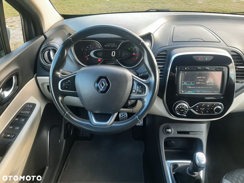 Renault Captur ENERGY TCe 120 Experience - 16