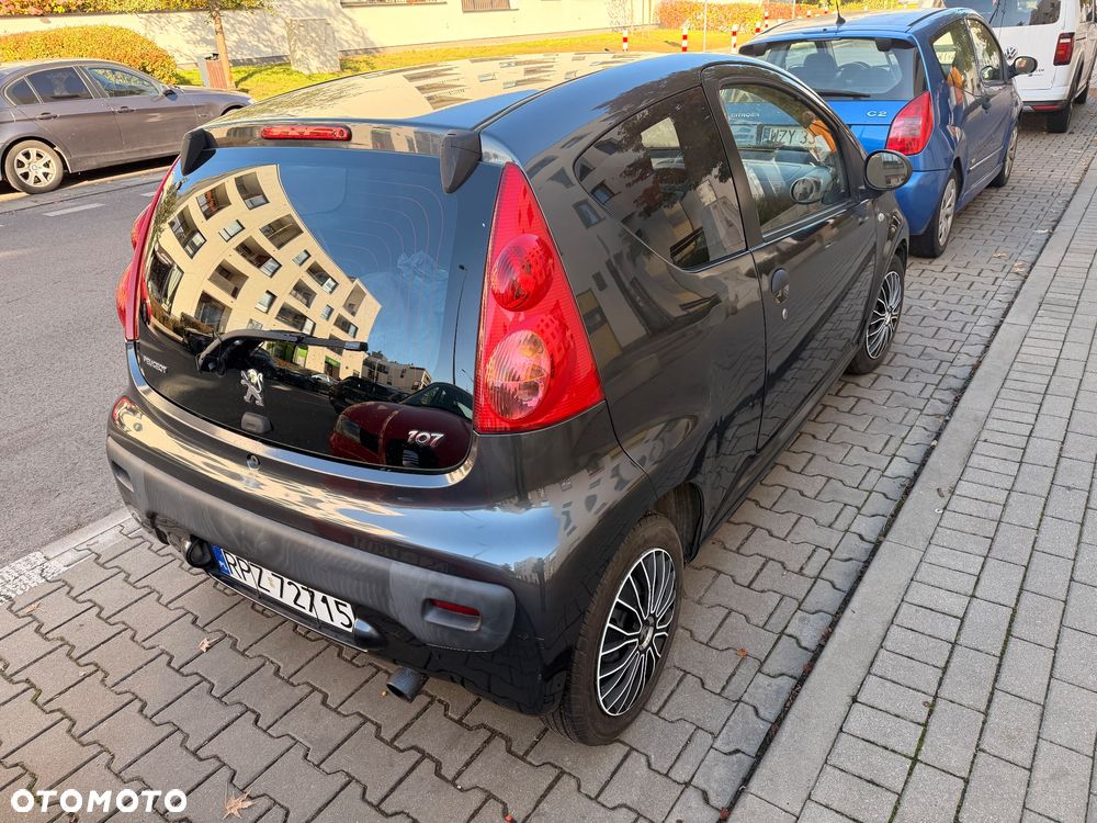 Peugeot 107 2012 photo 3