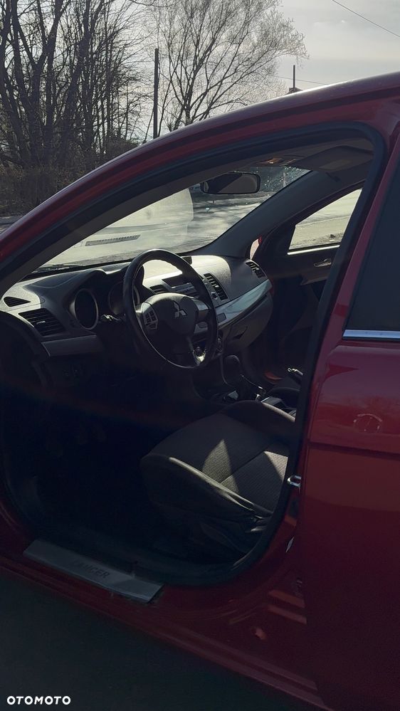 Mitsubishi Lancer - 4