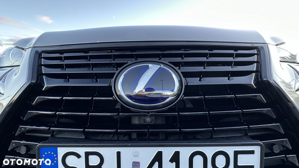 Lexus NX 300h Elite AWD - 17