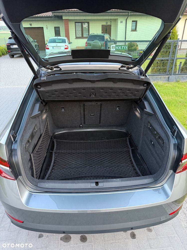 Skoda Superb 2.0 TSI L&K DSG - 13