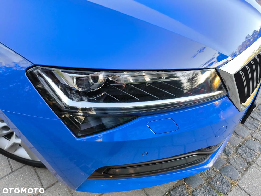 Skoda Superb 2.0 TDI SCR Ambition DSG - 3