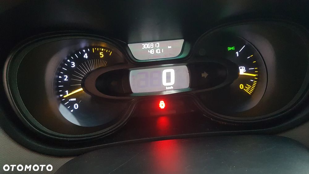 Renault Trafic III - 15