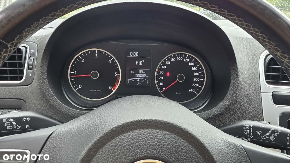 Volkswagen Polo 1.6 TDI MATCH - 6