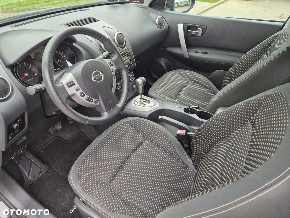Nissan Qashqai 2.0 Tekna CVT - 8