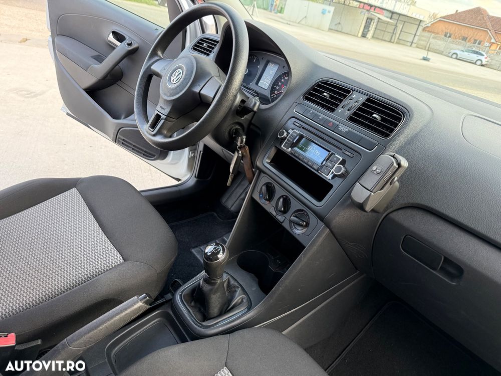 Volkswagen Polo - 5