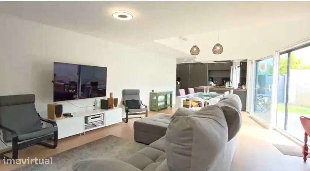 Moradia, 240 m², São Domingos de Rana - Grande imagem: 5/12