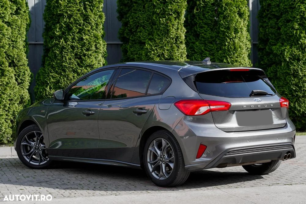 Ford Focus - 7