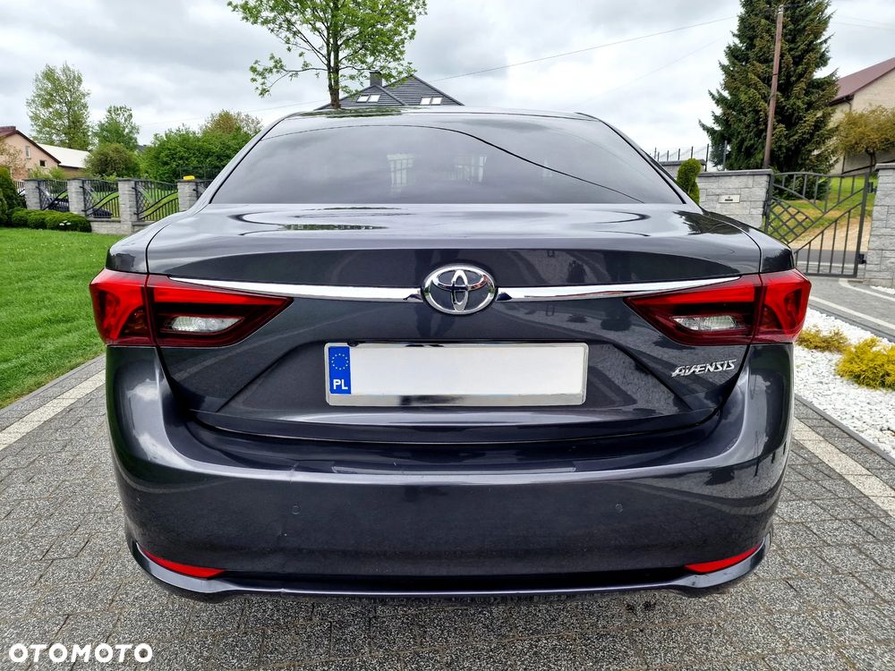 Toyota Avensis 2.0 D-4D Prestige - 25