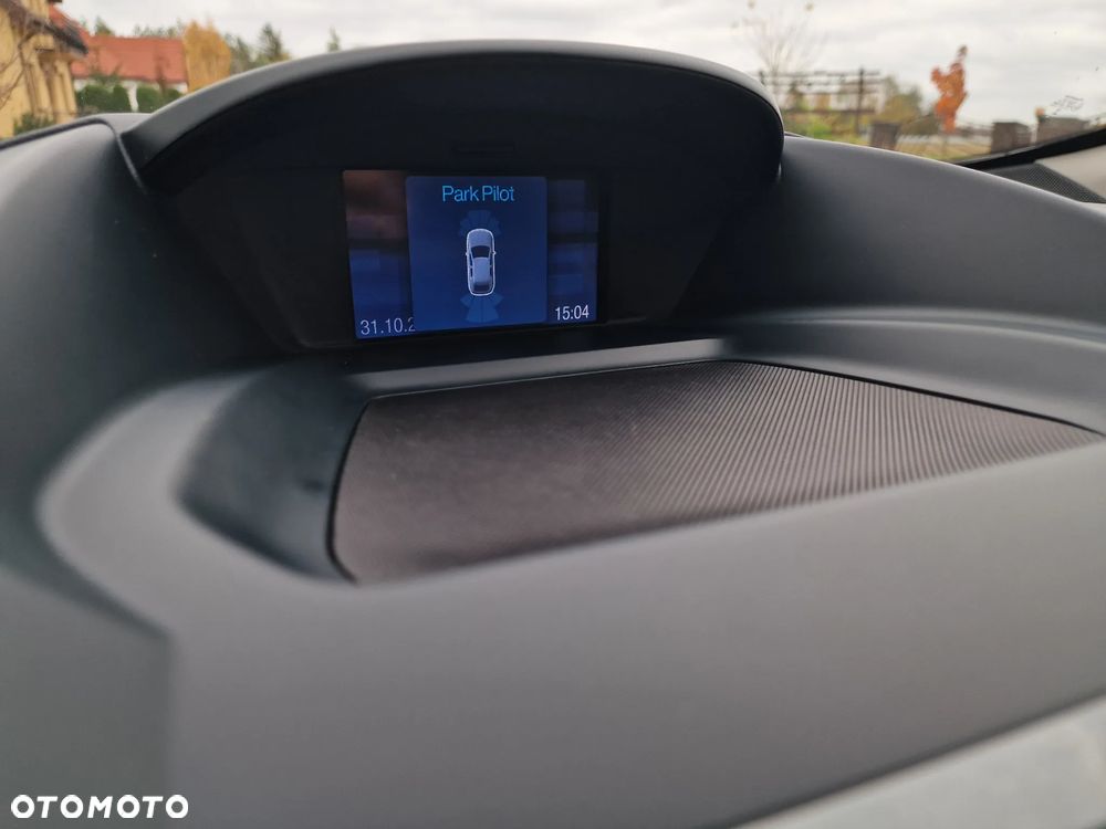 Ford C-MAX 1.6 Ti-VCT Titanium - 23