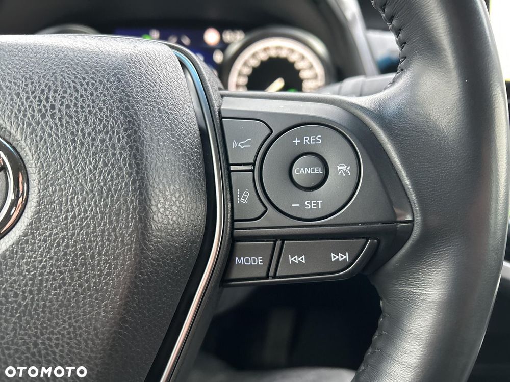 Toyota Camry 2.5 Hybrid Prestige CVT - 18