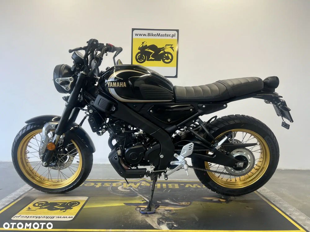 Yamaha XSR - 2