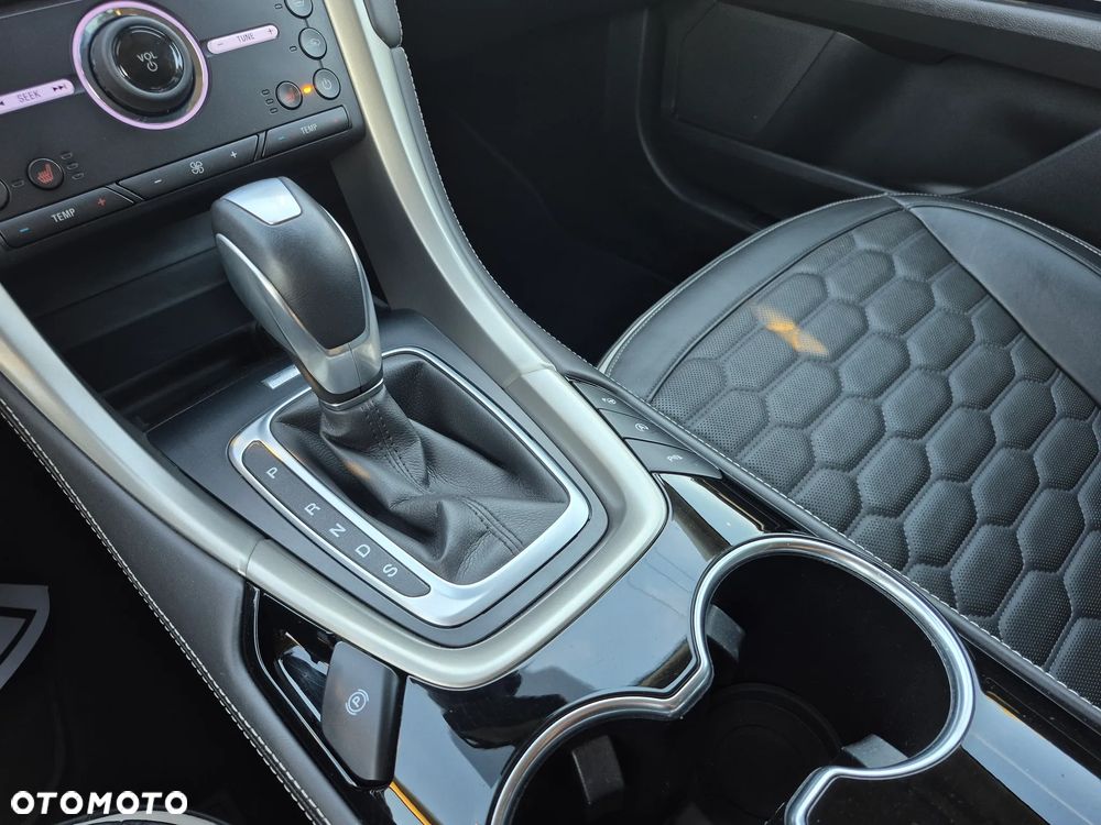 Ford Mondeo 2.0 TDCi STart-Stopp PowerShift-Aut Vignale - 37