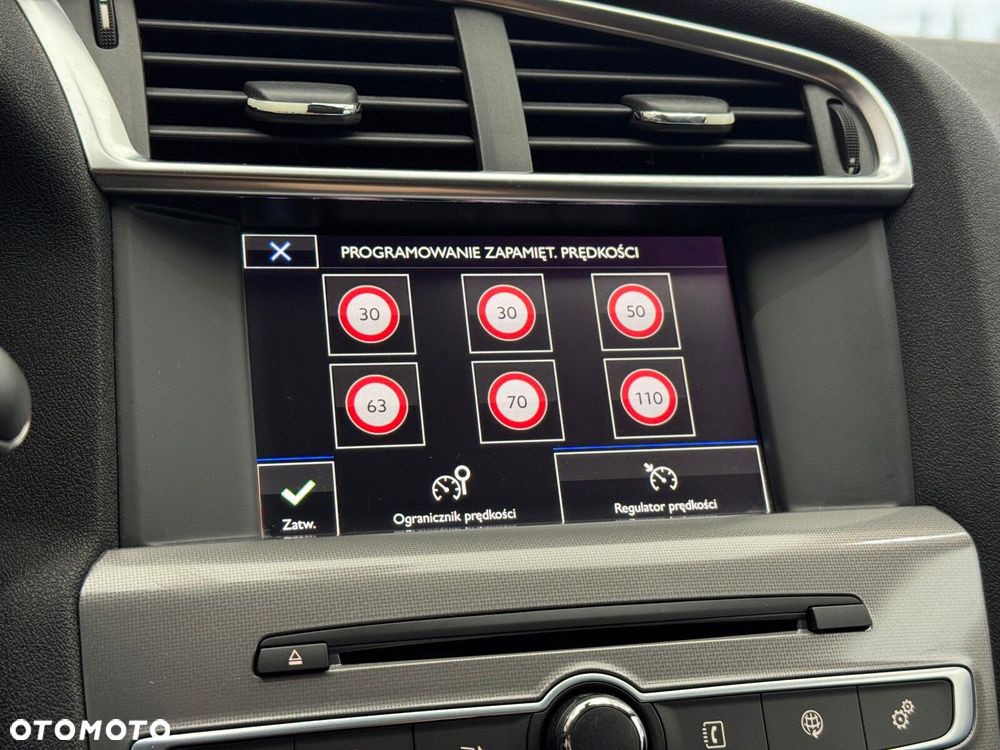 Citroën C4 1.2 PureTech Feel - 30