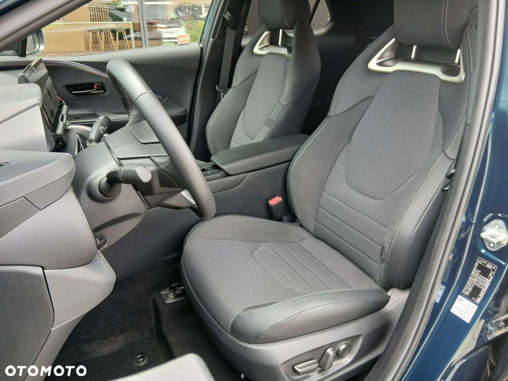 Toyota C-HR 2.0 Hybrid Dynamic Force Executive - 12