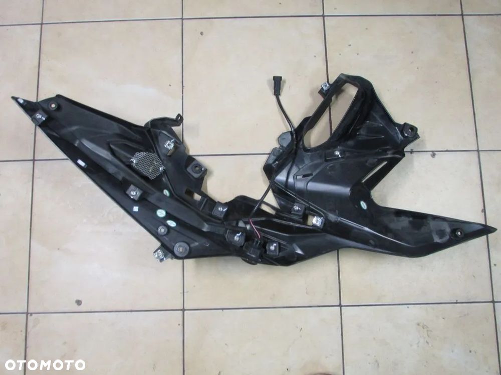 Benelli TRK 502X owiewka osłona boczek lewy - 2