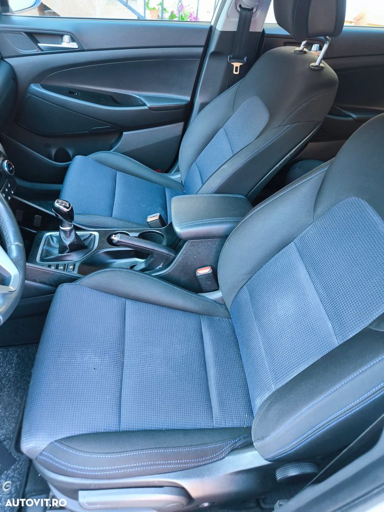 Hyundai Tucson 2.0 CRDI 4WD Advantage - 8