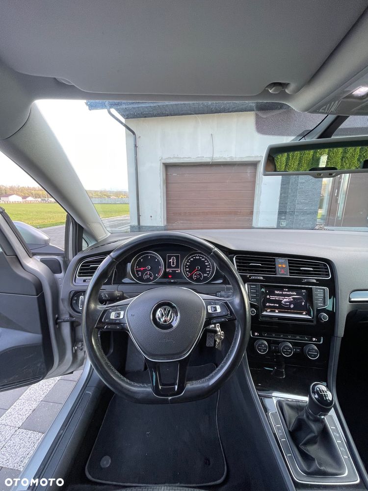 Volkswagen Golf 2.0 BlueTDI Highline - 18