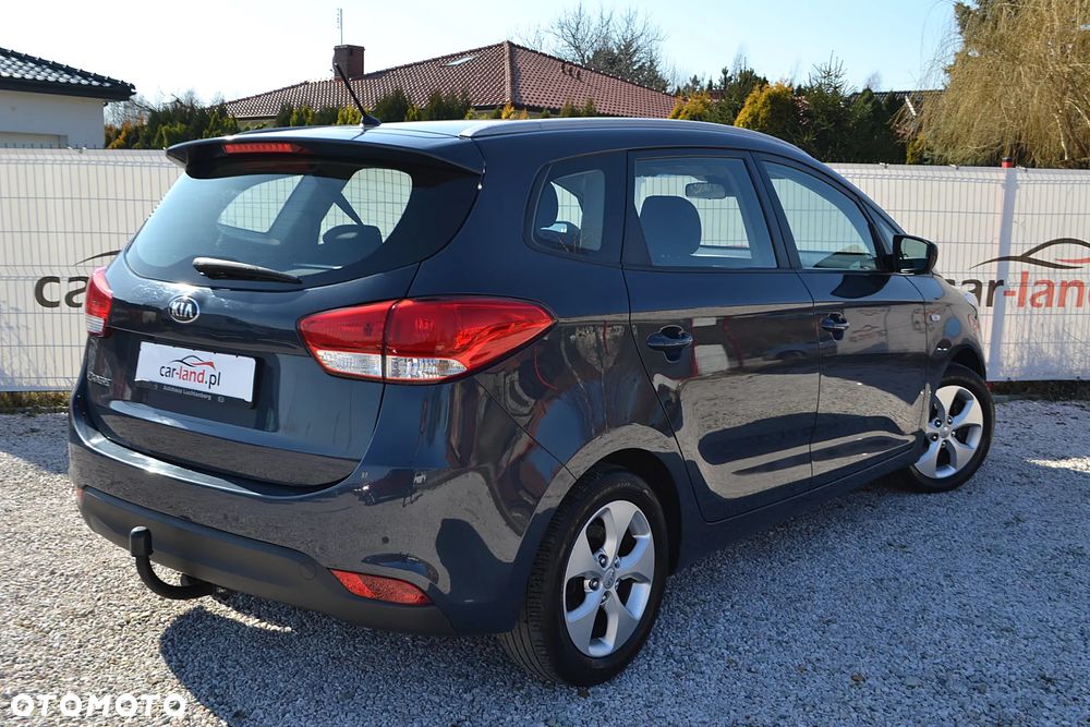 Kia Carens 1.6 GDI Dream Team Edition - 12