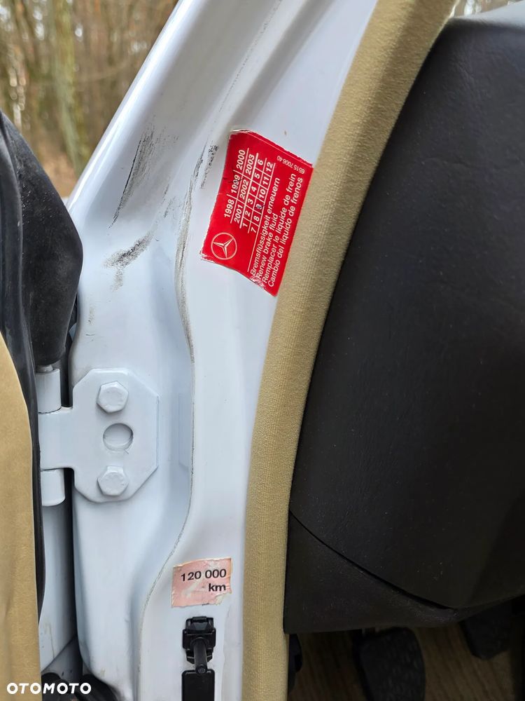 Mercedes-Benz W201 (190) - 29