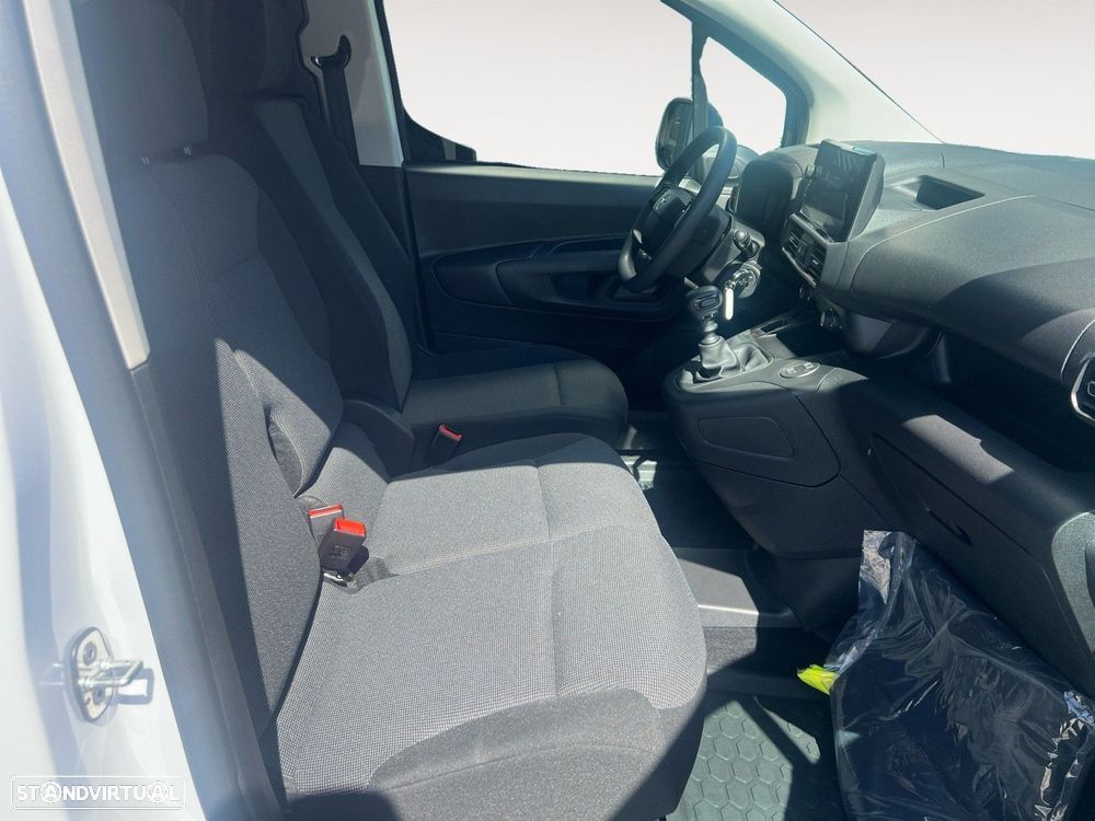 Opel Astra 1.5 D GS Aut. - 15