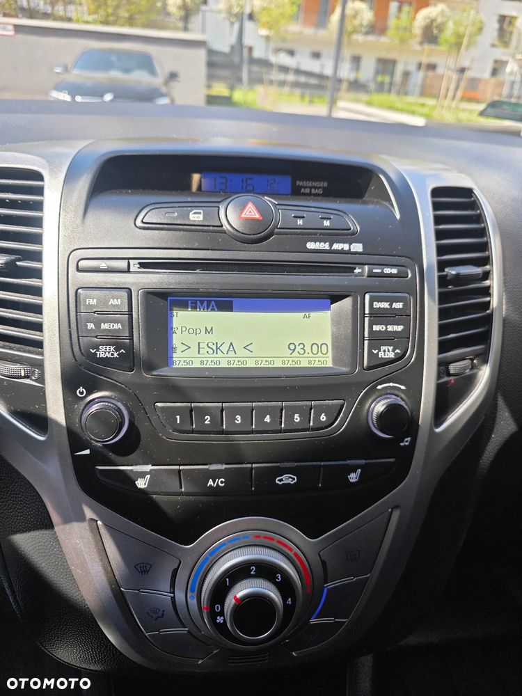 Hyundai ix20 1.4 blue Comfort - 8
