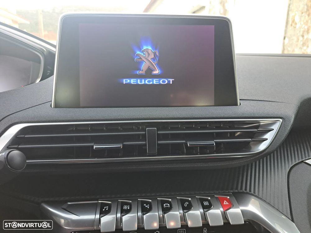 Peugeot 5008 1.5 BlueHDi Active Pack EAT8 - 26