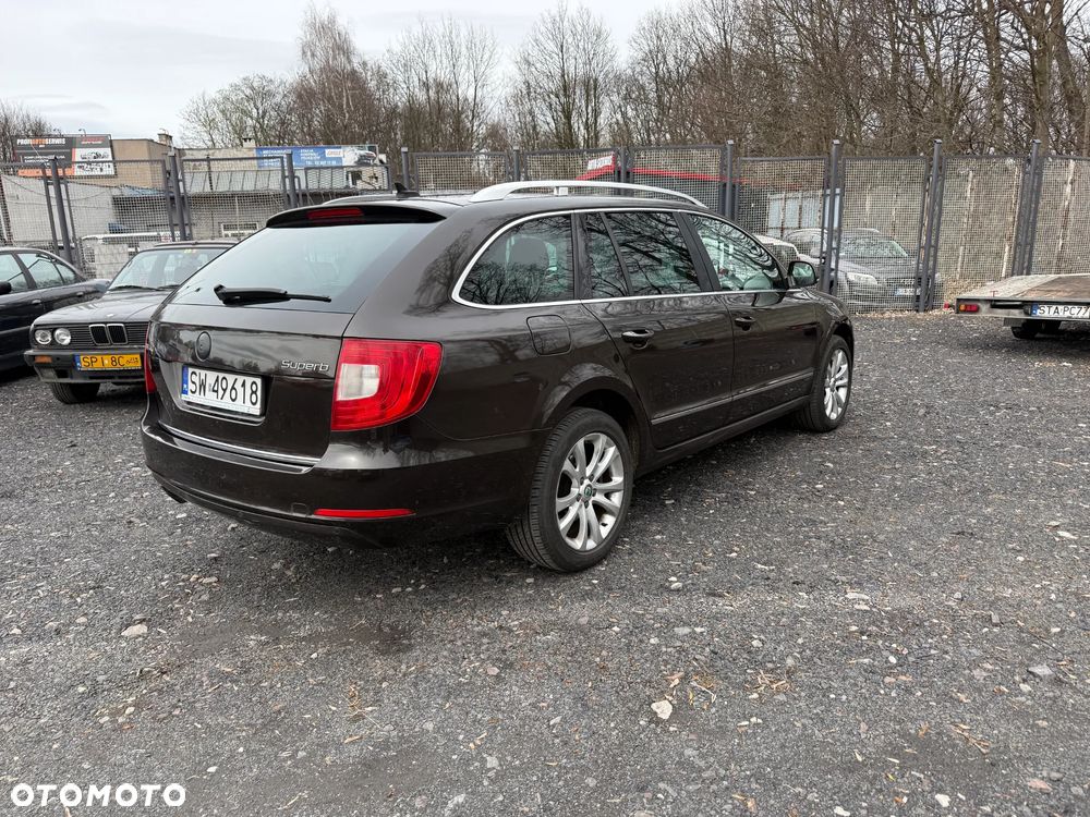 Skoda Superb 1.8 TSI 4x4 Platinum - 4