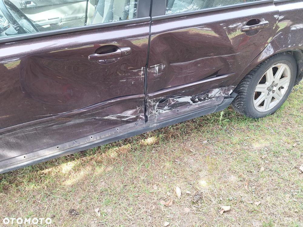 Volvo V50 2.0D Momentum - 5