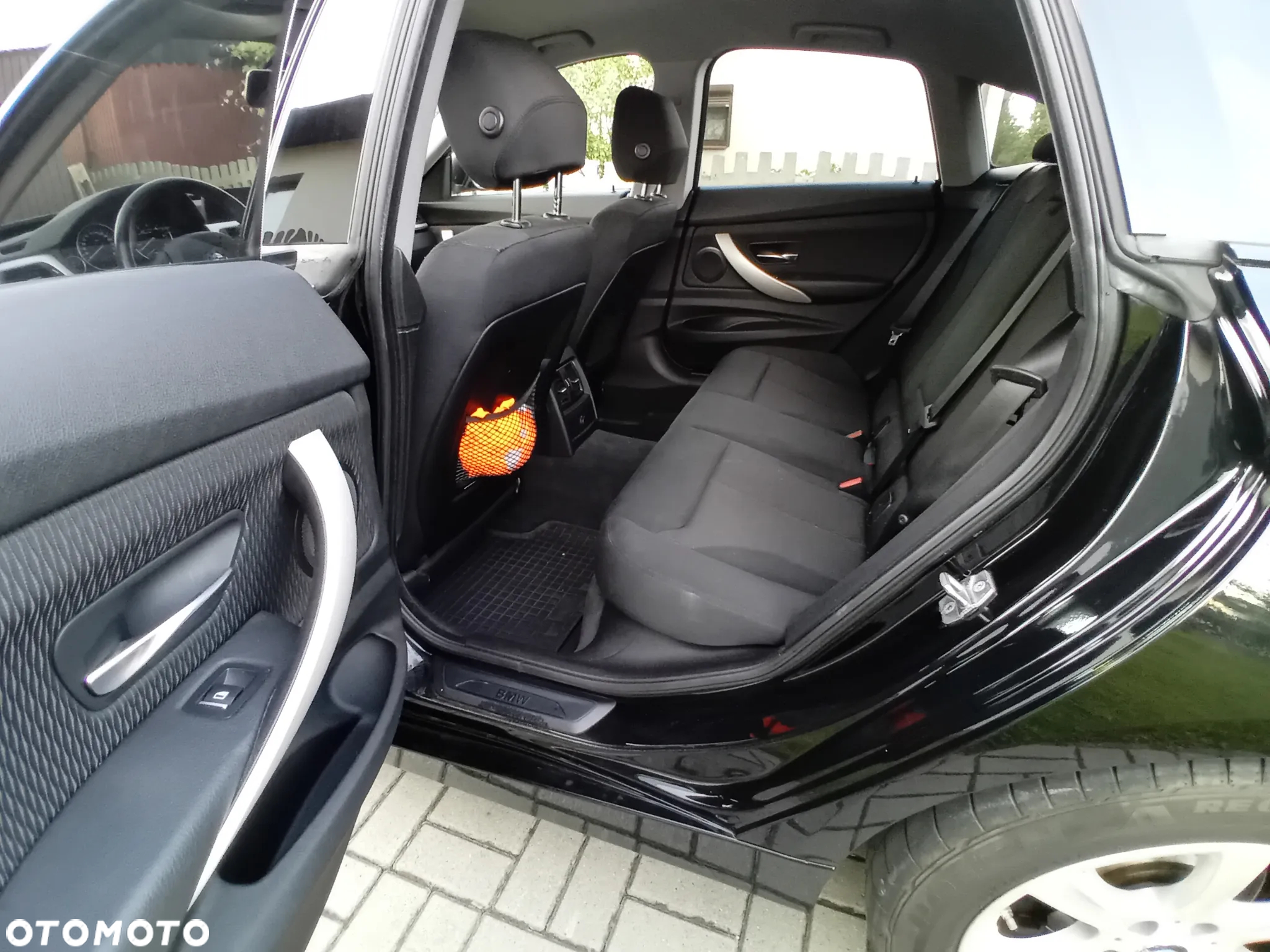 BMW 3GT 318d Advantage - 12