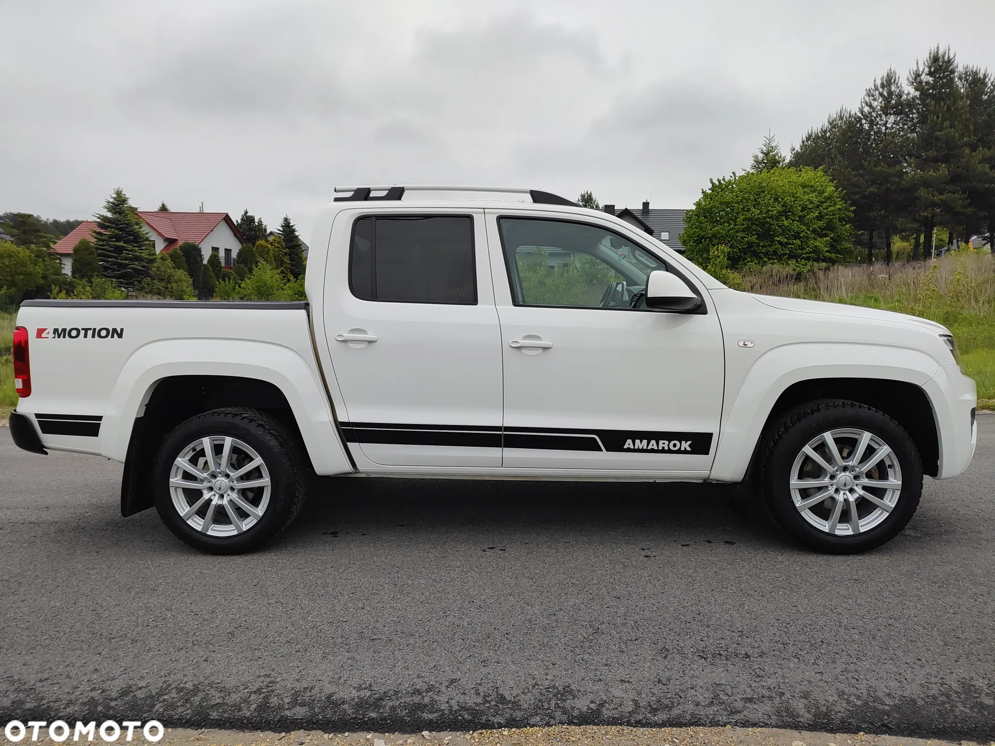 Volkswagen Amarok 3.0 V6 TDI 4Mot Comfortline - 32