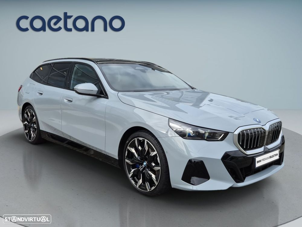 BMW i5 eDrive40 Pack Desportivo M - 3