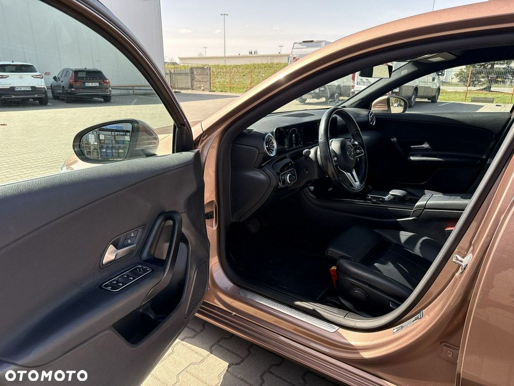 Mercedes-Benz Klasa A 200 4-Matic Style 8G-DCT - 10