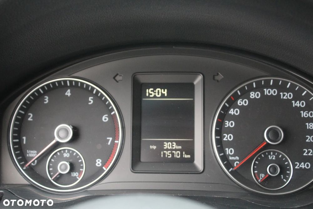 Volkswagen Golf Plus 1.2 TSI Life - 26