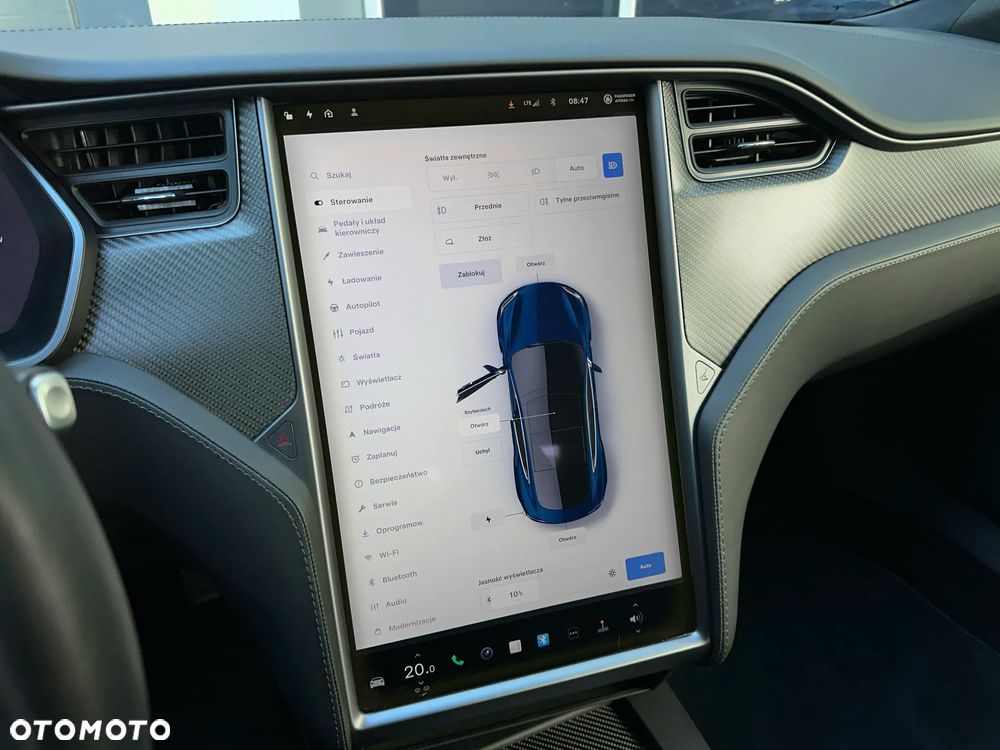 Tesla Model S - 36