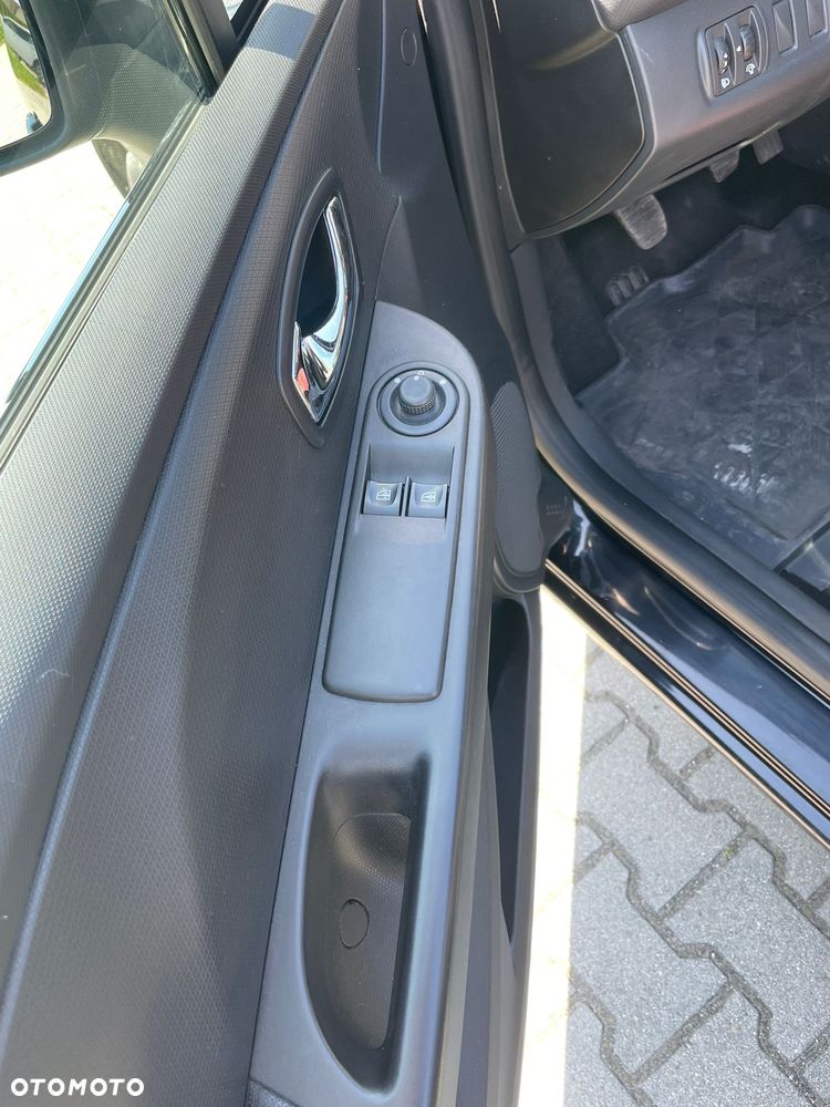 Renault Clio - 13