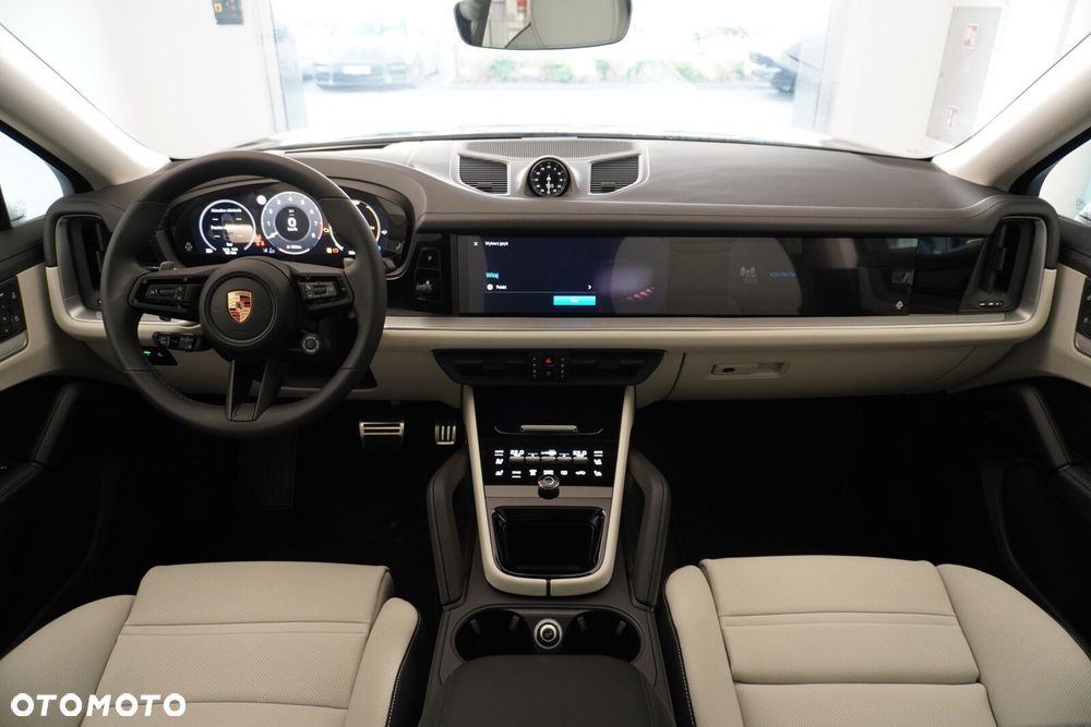 Porsche Cayenne - 30