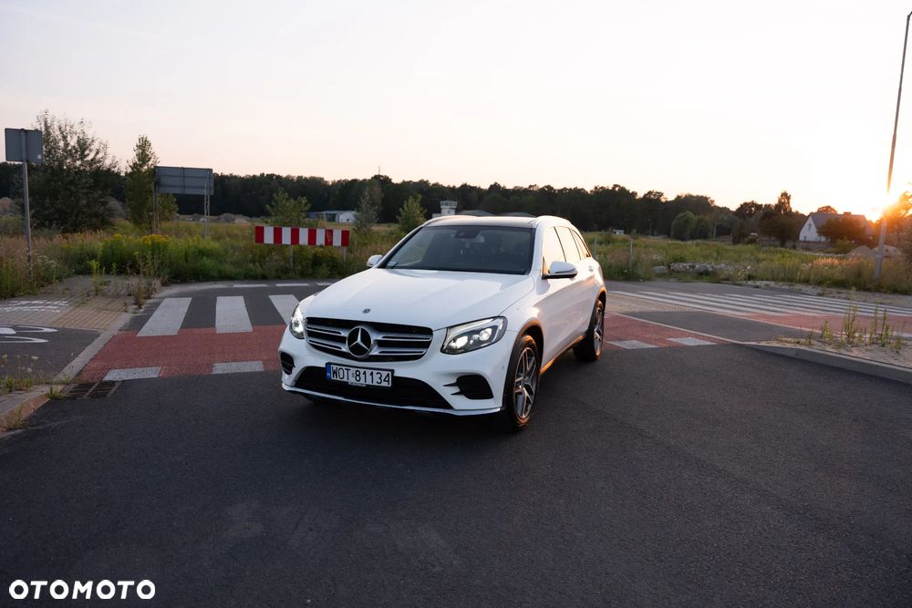 Mercedes-Benz GLC - 1