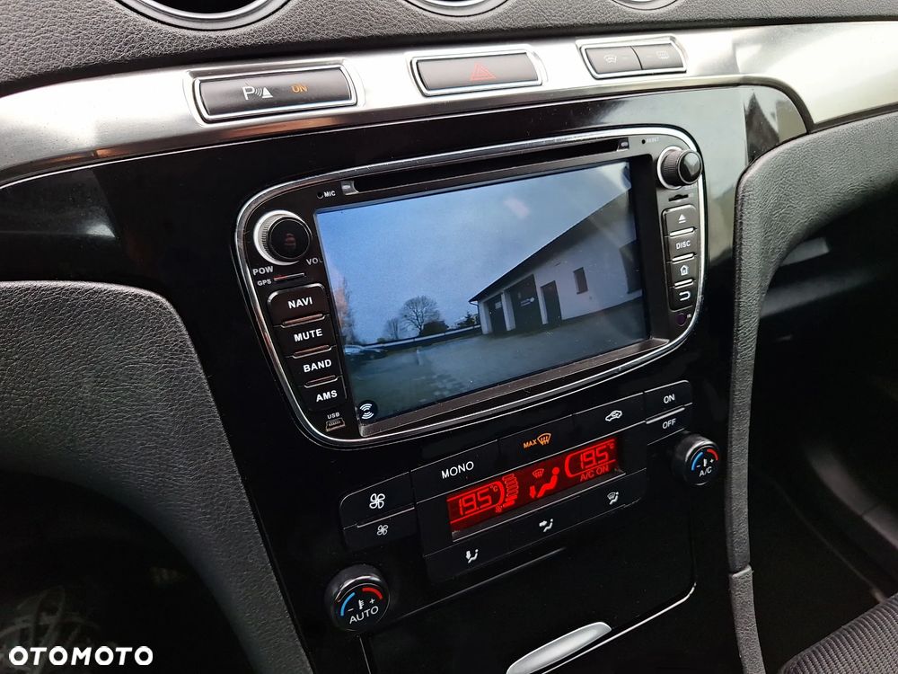 Ford S-Max 2.0 TDCi DPF Titanium X - 12