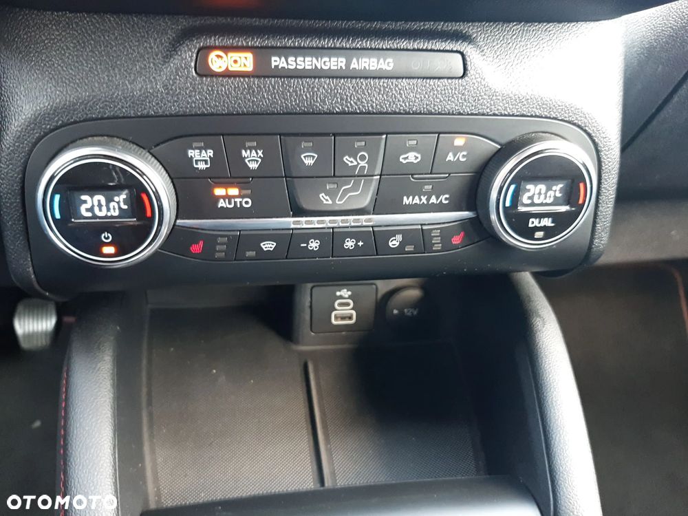 Ford Kuga 1.5 EcoBoost FWD ST-Line - 25