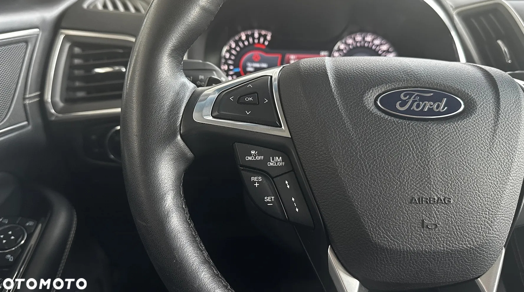 Ford Edge 2.0 TDCi Bi-Turbo 4x4 Vignale - 14