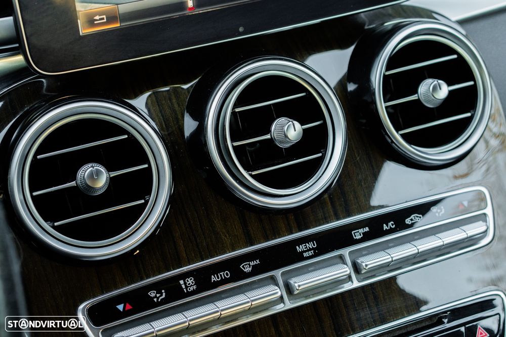 Mercedes-Benz C 300 BlueTEC Hybrid AMG Line - 27