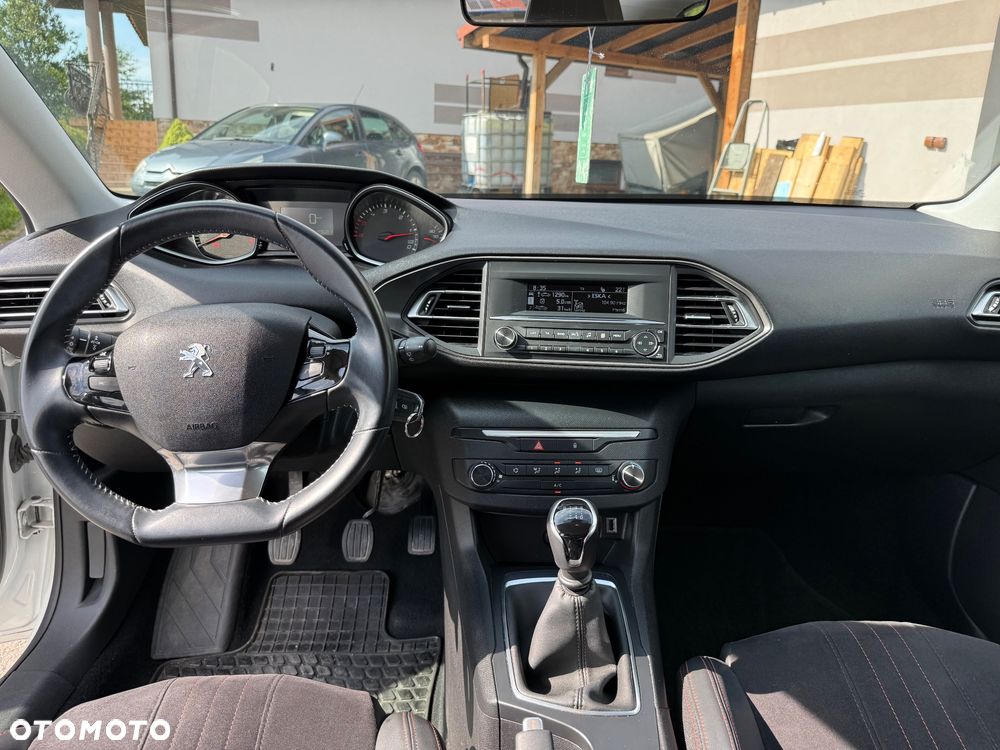 Peugeot 308 - 10