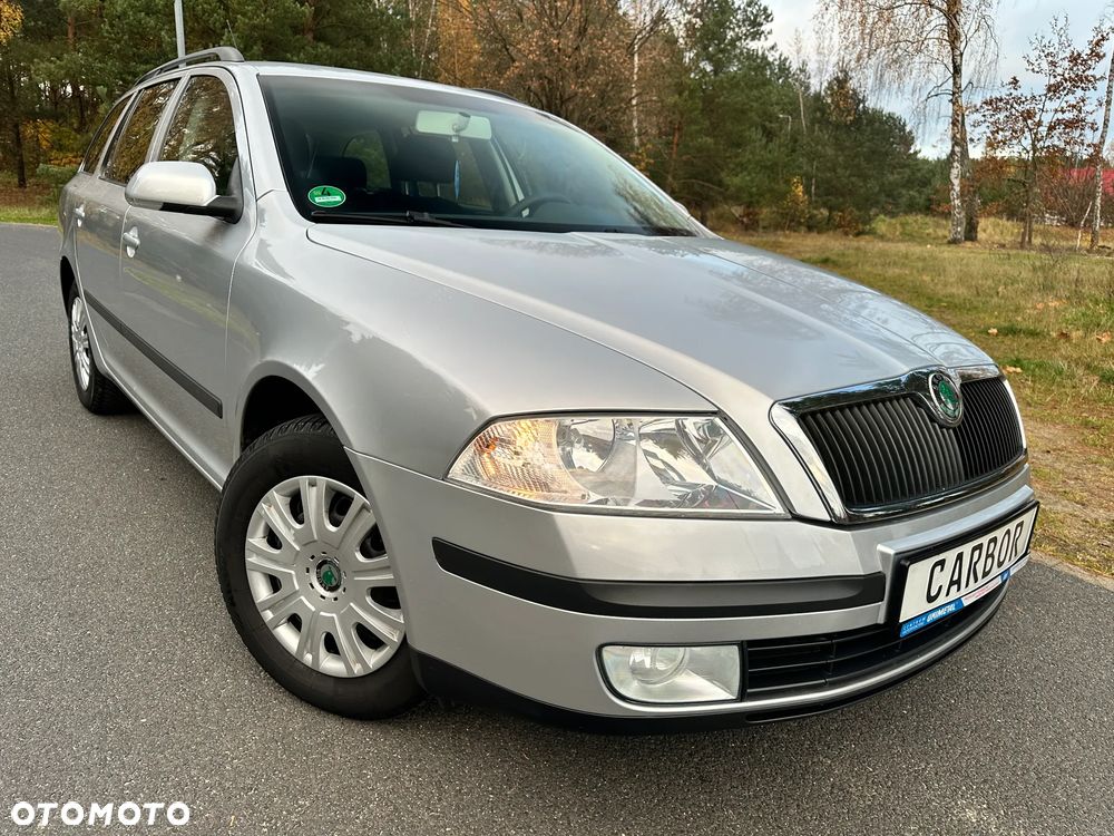 Skoda Octavia 1.6 Ambiente - 2
