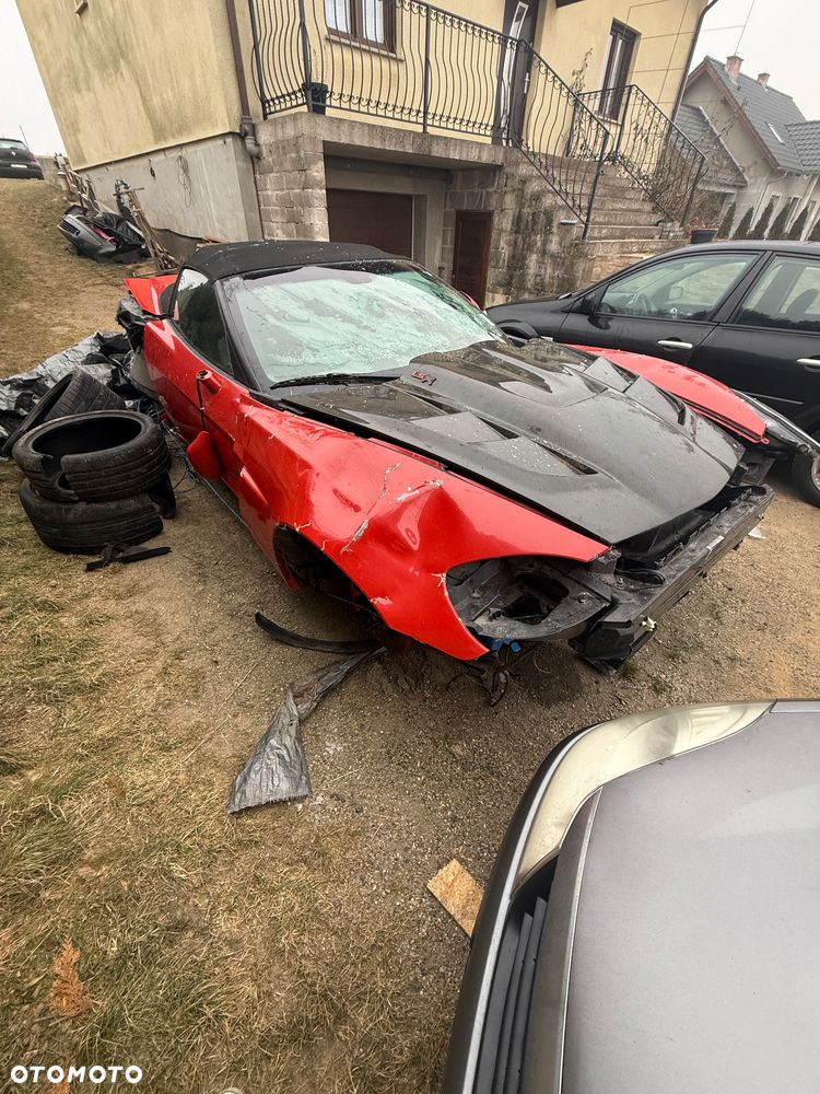 Chevrolet Corvette - 1