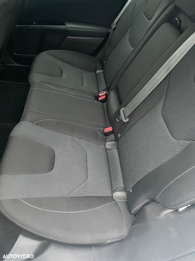 Ford Mondeo 2.0 TDCi Powershift Business - 10