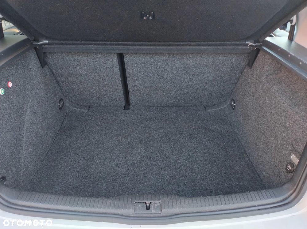 Volkswagen Golf 1.6 Trendline - 13