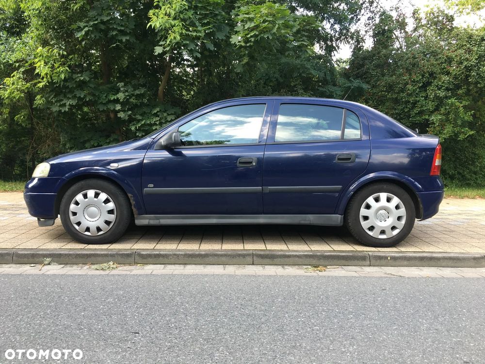 Opel Astra - 1