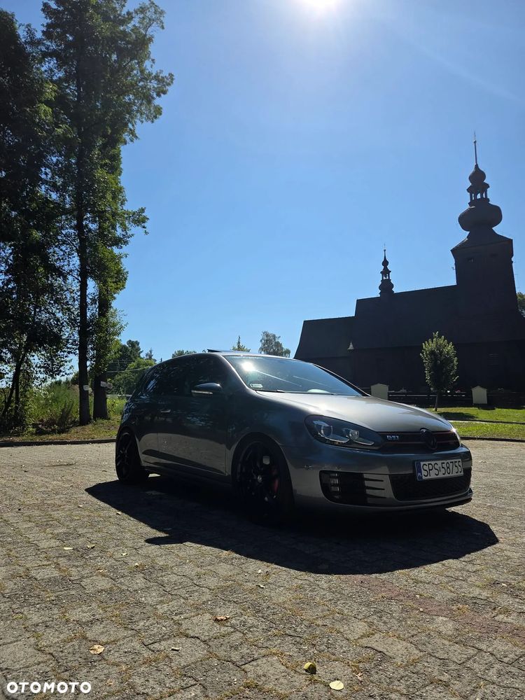 Volkswagen Golf - 3