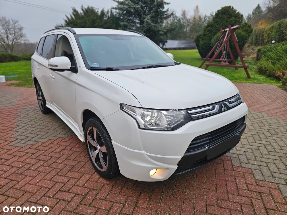 Mitsubishi Outlander 2.0 2WD Plus - 3